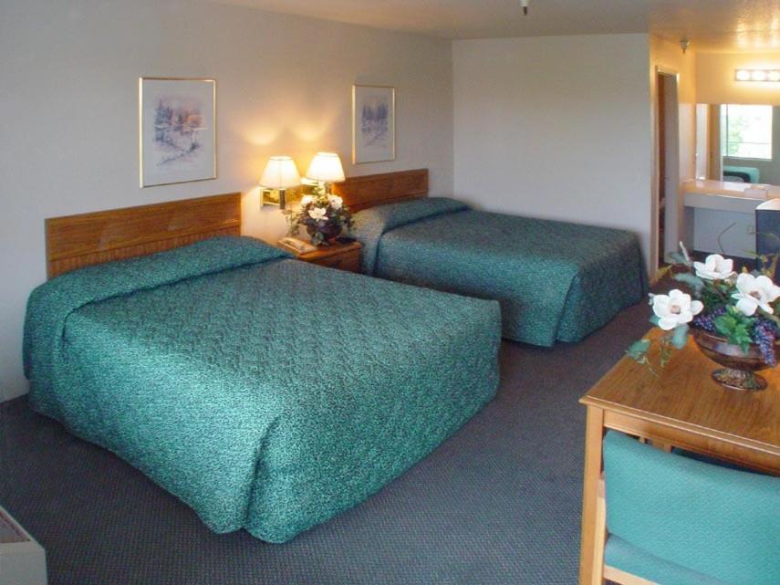 Applegate Inn Atwater Δωμάτιο φωτογραφία